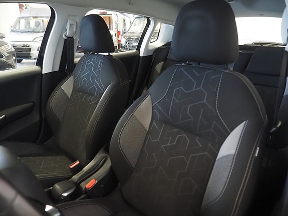 Peugeot 2008 14 of 24