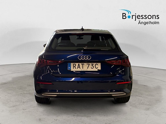 Audi A3 4 of 14