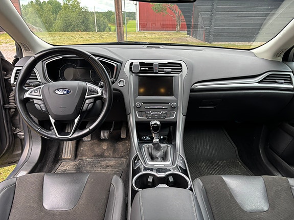 Ford Mondeo 8 of 10