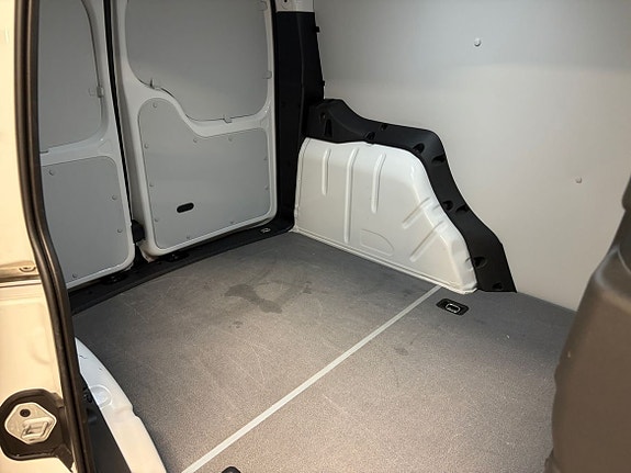 Volkswagen Caddy 11 of 15