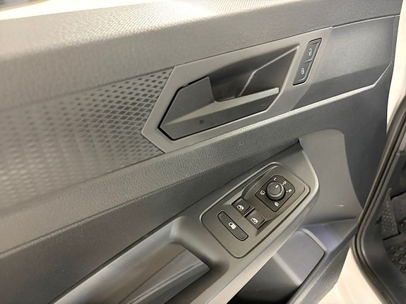 Volkswagen Caddy 8 of 15