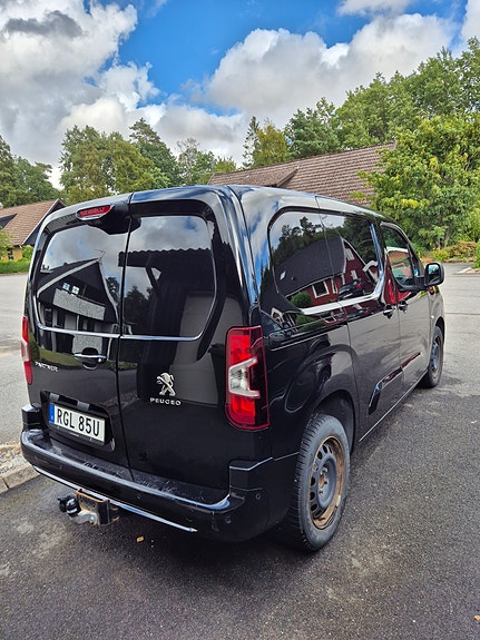 Peugeot Partner 3 of 4