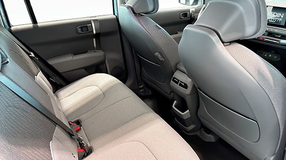 Kia EV3 4 of 13