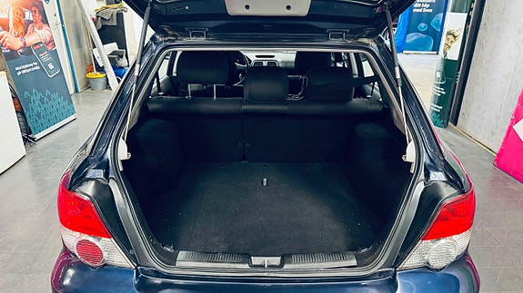 Subaru Impreza 9 of 20