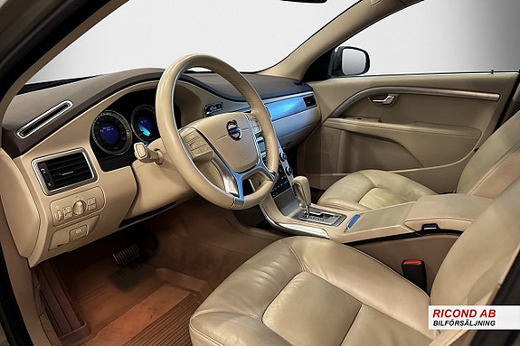 Volvo S80 14 of 23
