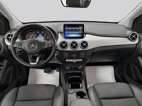Mercedes-Benz B200 d 7 of 20