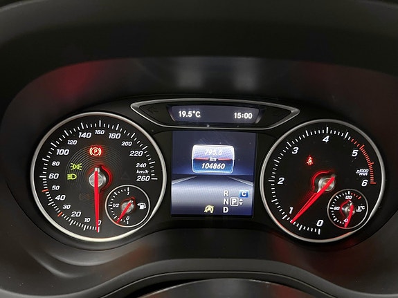 Mercedes-Benz B200 d 10 of 20