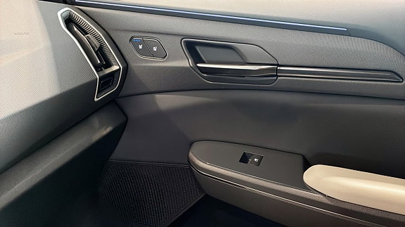 Kia EV5 17 of 17