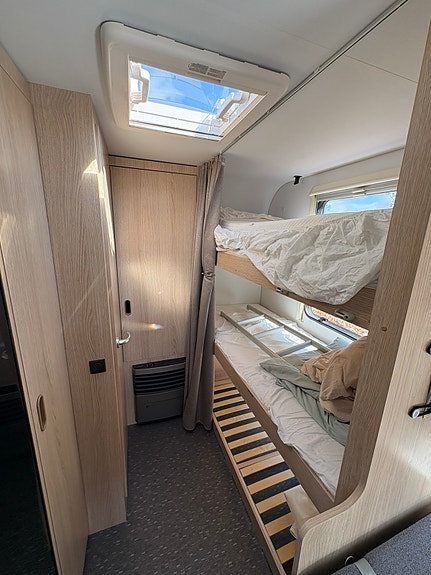 Adria Aviva 522 3 of 5