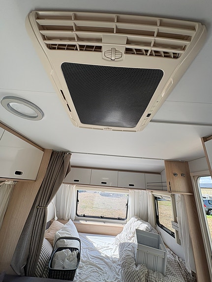 Adria Aviva 522 4 of 5