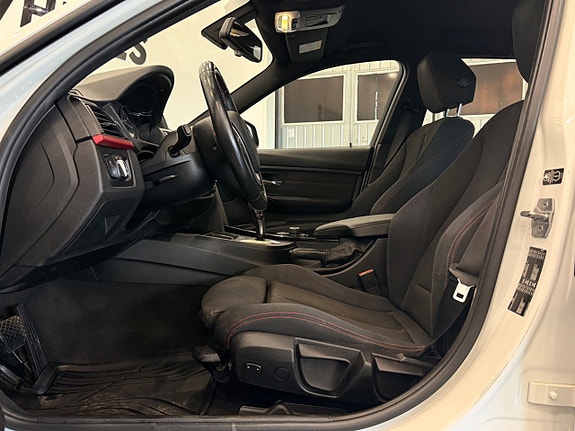 BMW 320d 13 of 17