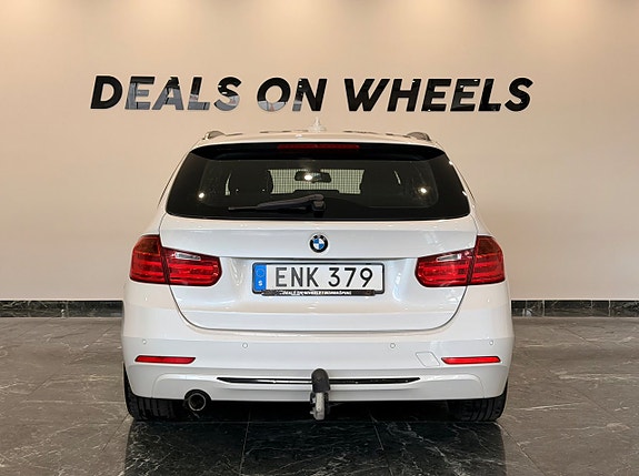 BMW 320d 8 of 17
