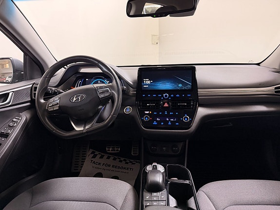 Hyundai IONIQ 14 of 16