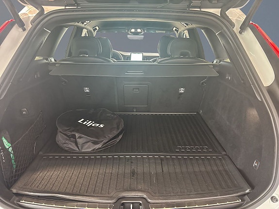 Volvo XC60 9 of 14