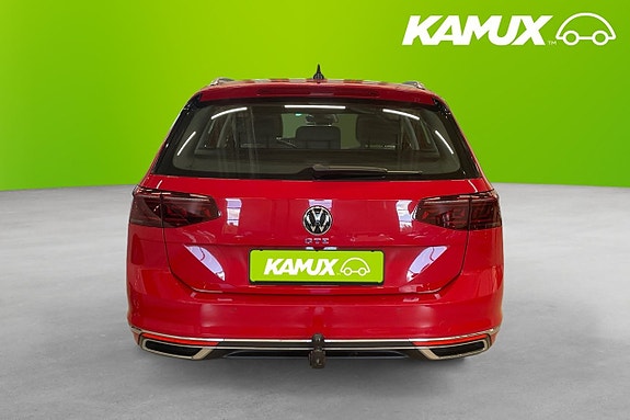 Volkswagen Passat 5 of 26