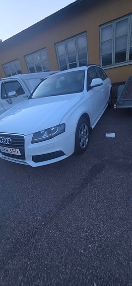 Audi A4 9 of 9