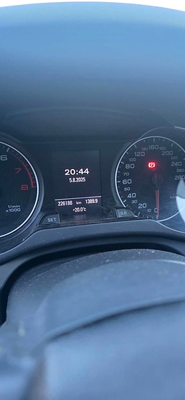 Audi A4 7 of 9