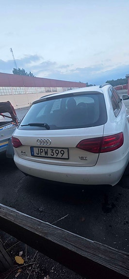 Audi A4 2 of 9
