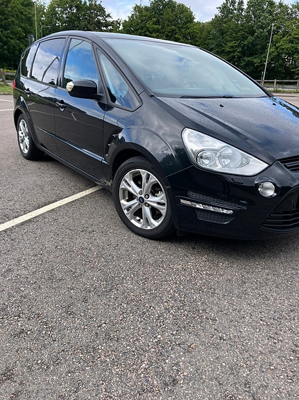 Ford S-MAX 2 of 19