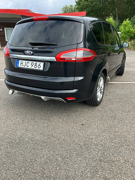 Ford S-MAX 3 of 19