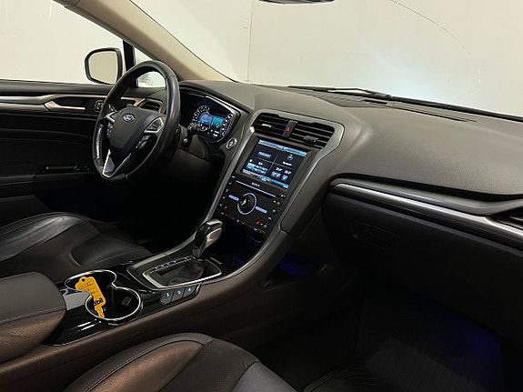 Ford Mondeo 18 of 30