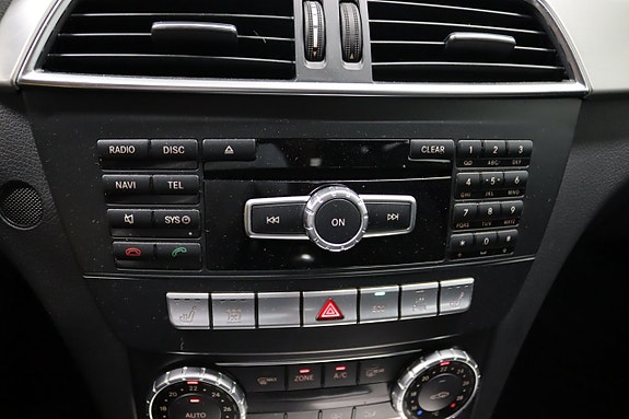 Mercedes-Benz C220 14 of 21
