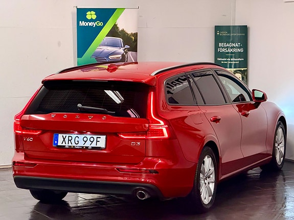 Volvo V60 4 of 5