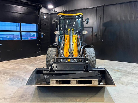JCB 409 Snabbgående 40KMH 2 of 12
