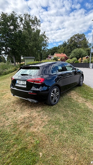 Mercedes-Benz A250 e 3 of 9