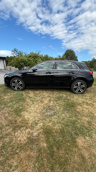 Mercedes-Benz A250 e 6 of 9