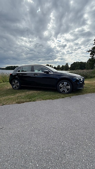 Mercedes-Benz A250 e 2 of 9