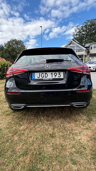 Mercedes-Benz A250 e 4 of 9