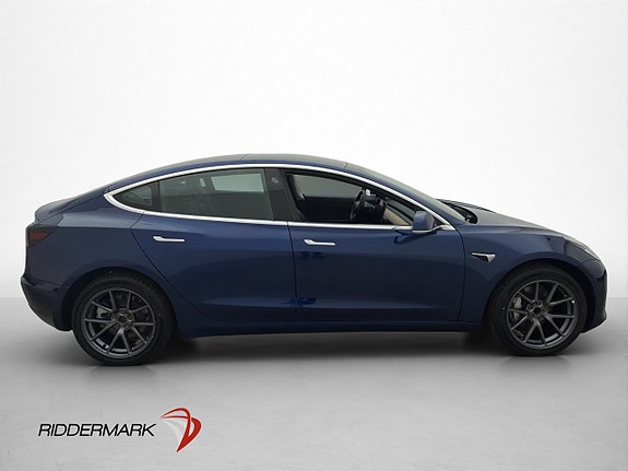 Tesla Model 3 10 of 30
