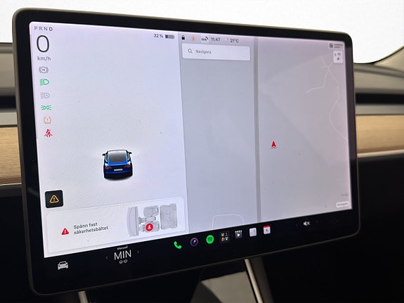 Tesla Model 3 20 of 30