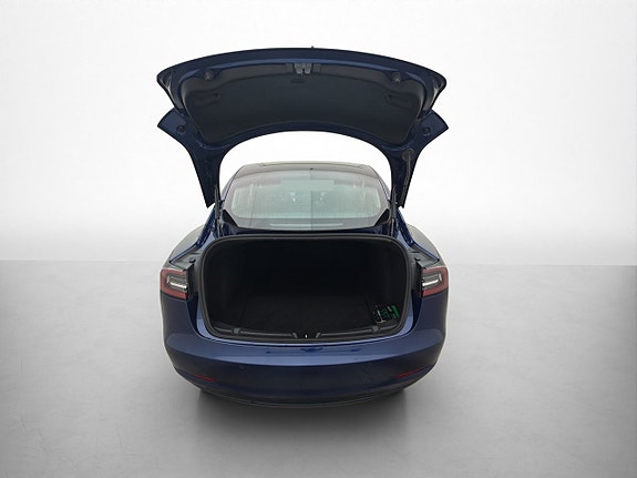Tesla Model 3 29 of 30