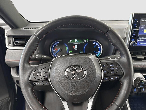 Toyota RAV4 11 of 13