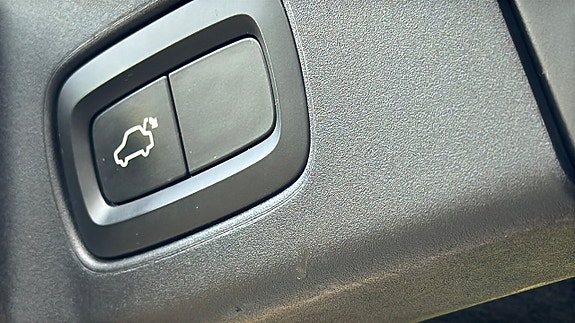Volvo V90 Cross Country 15 of 16