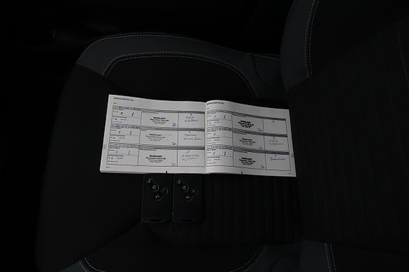 Renault Clio 14 of 16