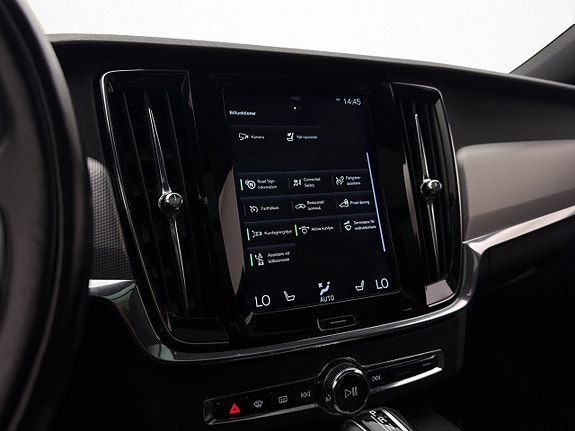 Volvo V90 Cross Country 25 of 30