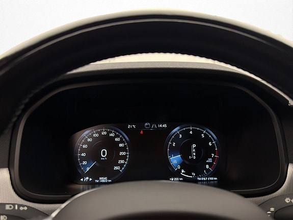 Volvo V90 Cross Country 17 of 30