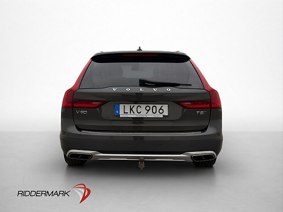 Volvo V90 Cross Country 6 of 30