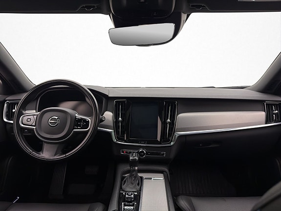 Volvo V90 Cross Country 28 of 30