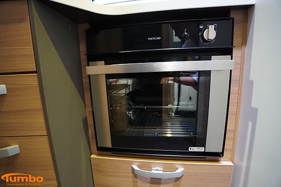 Adria Coral 670 SC Alde 150hk Silvermetallic 8 of 21