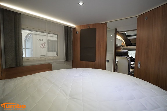 Adria Coral 670 SC Alde 150hk Silvermetallic 17 of 21