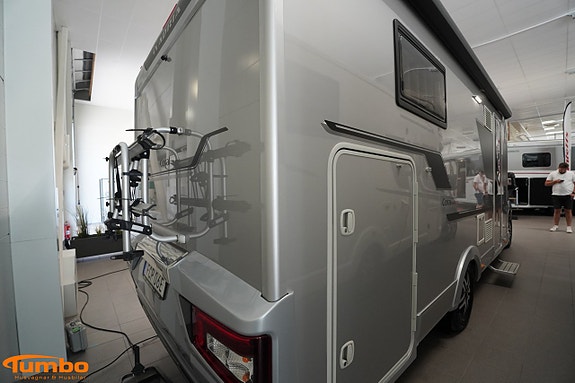 Adria Coral 670 SC Alde 150hk Silvermetallic 20 of 21