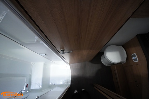 Adria Coral 670 SC Alde 150hk Silvermetallic 14 of 21