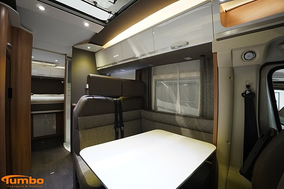 Adria Coral 670 SC Alde 150hk Silvermetallic 3 of 21