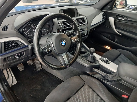 BMW 118i 10 of 26