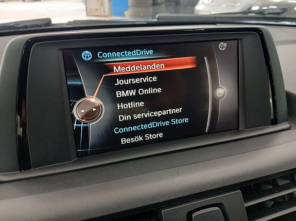 BMW 118i 22 of 26
