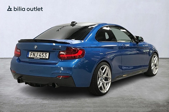 BMW M235i 6 of 30